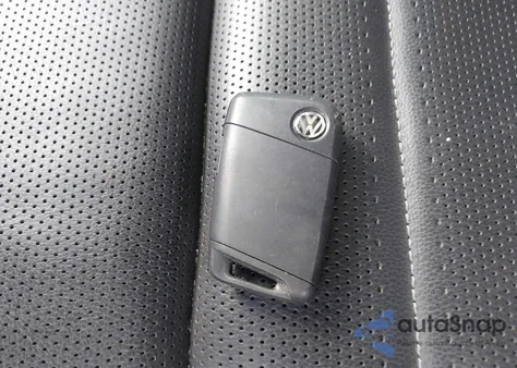 2019 Volkswagen Atlas 3.6L V6 Sel Premium z USA, uszkodzony, nr VIN 1V2NR2CA6KC534101